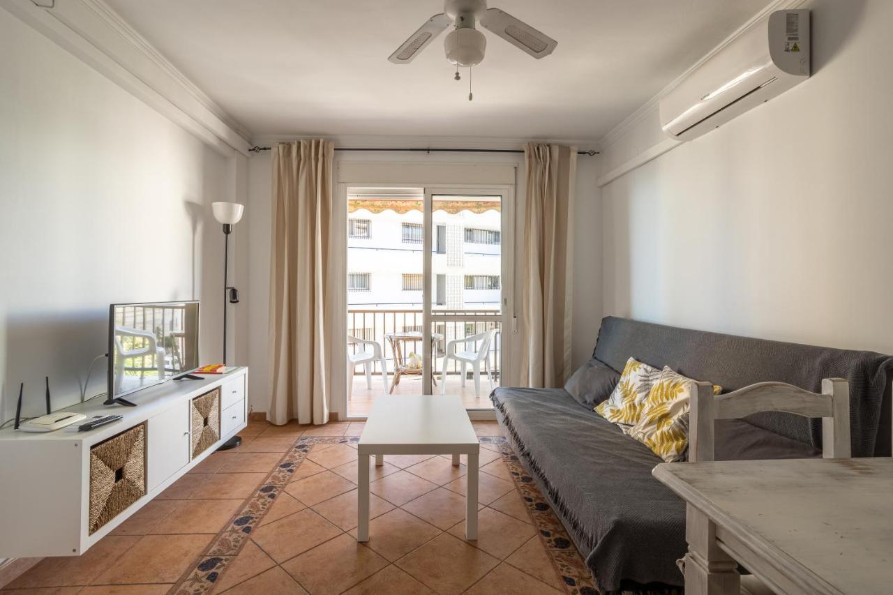 Bahia 327 Apartment Nerja Bagian luar foto